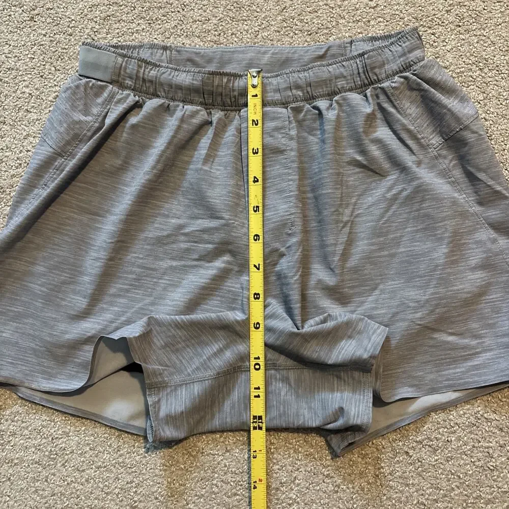 Lululemon Surge Shorts Mens Sz Small Gray 4” Inseam Lined Athletic Training Gym